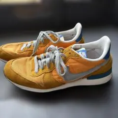 Nike Internationalist スニーカー オレンジ/グレー