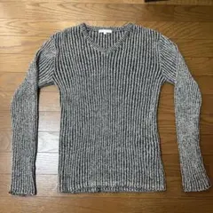 ANNA MODE 黒白ストライプ Vネックセーター