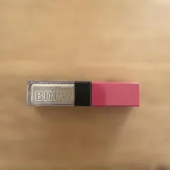 メイベリン　ブロウインク 3Dスタイリングジェル　03ミルキーブラウン