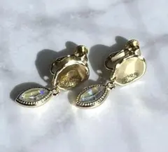 177 スワロフスキー　イヤリング　ゴールド