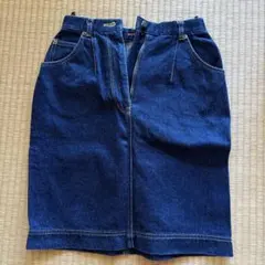 濃紺デニムタイトスカート バラ刺繍付き