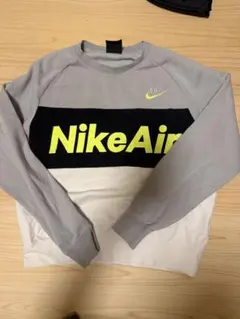 NIKE トレーナー　Sサイズ