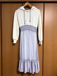 【axes femme POETIQUE】フード付きロングワンピース ラベンダー