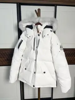 《人気》ホワイトダウンジャケット フード付き