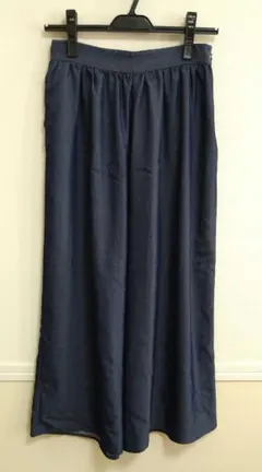 テチチ　ワイドパンツ