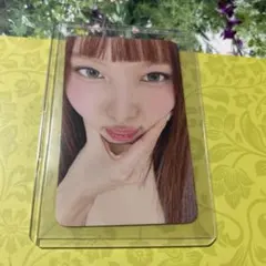 TWICE ナヨン シーグリRED WHISPERS FANS SHOP トレカ