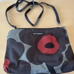 marimekko フラワーパターン ショルダーバッグ