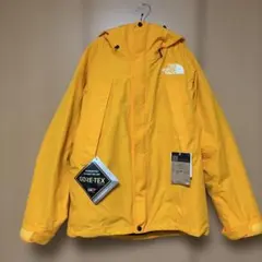 ノース・フェイスのマウンテニアリングジャケット　未使用品！
