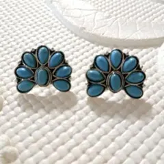 ピアス　フラワー　ターコイズカラー　シルバーカラー
