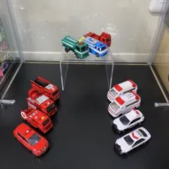 トミカ 緊急車両セット 9台まとめ売りのサムネイル
