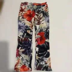 【Sov.】ストレッチパンツ　花柄のサムネイル