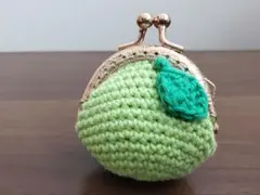 がま口ポーチ　ハンドメイド　青りんご　小物入れ　小銭入れ