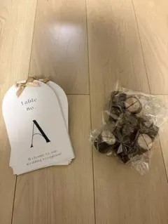 【結婚式】テーブルナンバー＆おまけメモスタンド2種