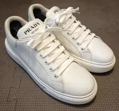 PRADA レザー スニーカー ホワイトのサムネイル