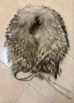 MOONBAT ベージュ系　ふわもこ　ファー　ティペット　つけ襟