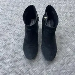 Steve Madden スエード調アンクルブーツ ブラックのサムネイル