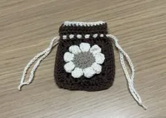 花モチーフ　かぎ針編み　巾着袋　ハンドメイド