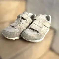 Item thumbnail for item 4c1aee62-843f-4a91-bc50-09f52e7d6ceb