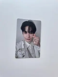 zb1 キムジウン　トレカ