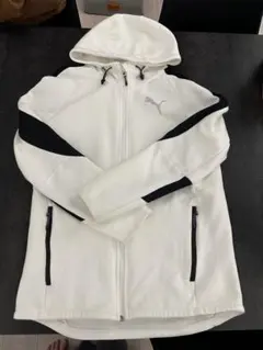 Puma ホワイト フード付きパーカー