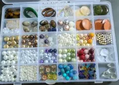 ビーズ まとめ売り 大量セット 詰め合わせ　ケース付