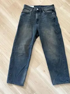 H&M ルーズデニム