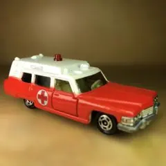 トミカ外国車シリーズ NO.F60キャデラック救急車(アメリカ車)日本製