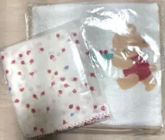 Combi miniガーゼハンカチ&こどもちゃれんじフード付きベビーバスタオル