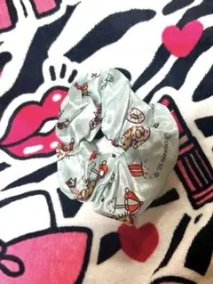 ハローキティ日焼けキティシュシュ