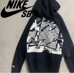 NIKE - NIKESB バックプリント　プルオーバーパーカー