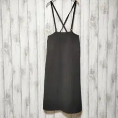 GU ジーユー (S)　サスペンダー付き Aラインスカート　ポケットあり