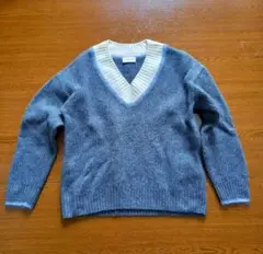 【希少ワッペン】MONCLER グレー Vネック セーター　モヘアニット