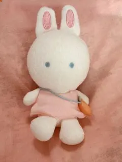 うさぎ ぬいぐるみ 人参付き ホワイト レトロ セキグチ - メルカリ