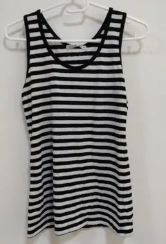【ボーダー タンクトップ 】　Sサイズ　送料無料 155cm辺り 白黒