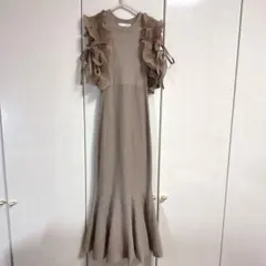 ROYAL♡ラッフルスリーブニットワンピース