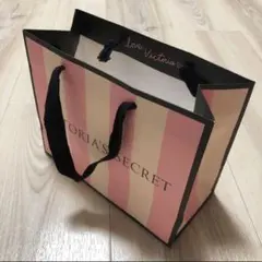 Item thumbnail for item e4f5cc7e-7836-44c9-983a-a7c156602f3c