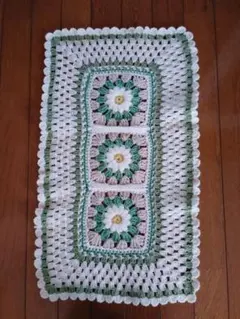 グラニースクエア◆かぎ針編み◆ぷっくりお花のマルチカバー