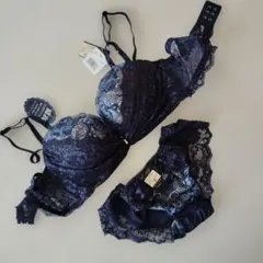 SALE☆新品 ブラジャーショーツセット　ネイビーレース