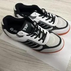 TSP 卓球用シューズ ホワイト/ブラック　27.0