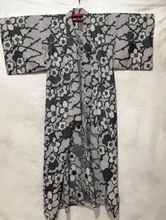 浴衣　裄67 身丈148 コシノジュンコ　幾何学　黒　モダン　シック　大人 浴衣 裄67 身丈148 コシノジュンコ 幾何学 黒 モダン シック