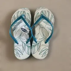 OLD NAVY ビーチサンダル ボタニカル柄のサムネイル