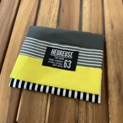 4189【2点100円、3点200円引き】シンプル移動ポケット