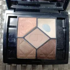 Dior サンク クルール クチュール アイシャドウ 646 モンテーニュ