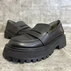 Item thumbnail for item c5c17dea-9412-49bb-8c55-8813630f3013