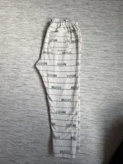 ユニクロレギンス100 リラックスフィット10部丈