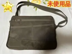 ワークマン　サコッシュ ショルダーバッグ カーキのサムネイル