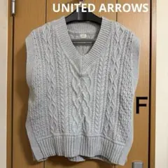 衣類[362] ユナイテッドアローズ ノースリーブVネックセーター