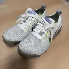 Nike Air VaporMaxフライニット ホワイト/マルチカラー25 - メルカリ