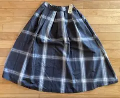 スタジオクリップ ダークグレーとホワイトのチェック フレアスカート