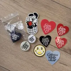 コムデギャルソン缶バッジ3個セット - メルカリ
